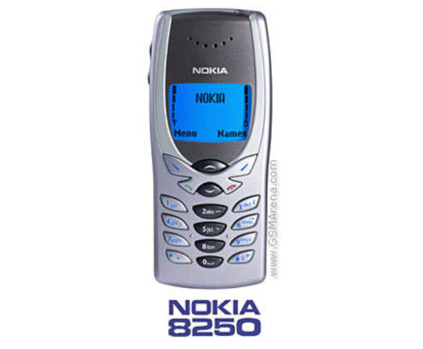 GSM Maroc Téléphones basiques Nokia 8250