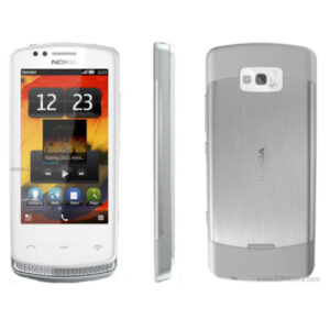 GSM Maroc Smartphone Nokia 700